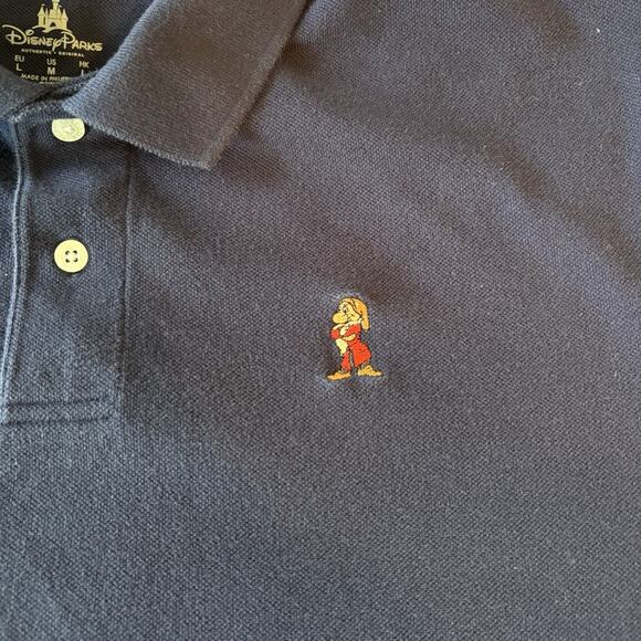 Disney Parks Polo Shirt Mens M Cotton Blend Knit Embroidered Grumpy Dwarf Blue - Picture 3 of 9